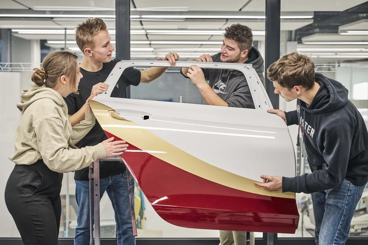 Skoda-coche-aprendices-estudiantes-2025 Los aprendices de Skoda celebran 130 años de historia con un nuevo prototipo