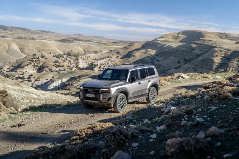 El Toyota Land Cruiser y su nueva vida electrificada