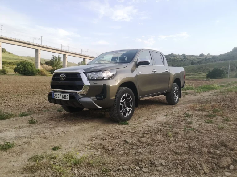 Prueba del Toyota Hilux VXL 2.8 48V: Apuesta segura, y con etiqueta Eco