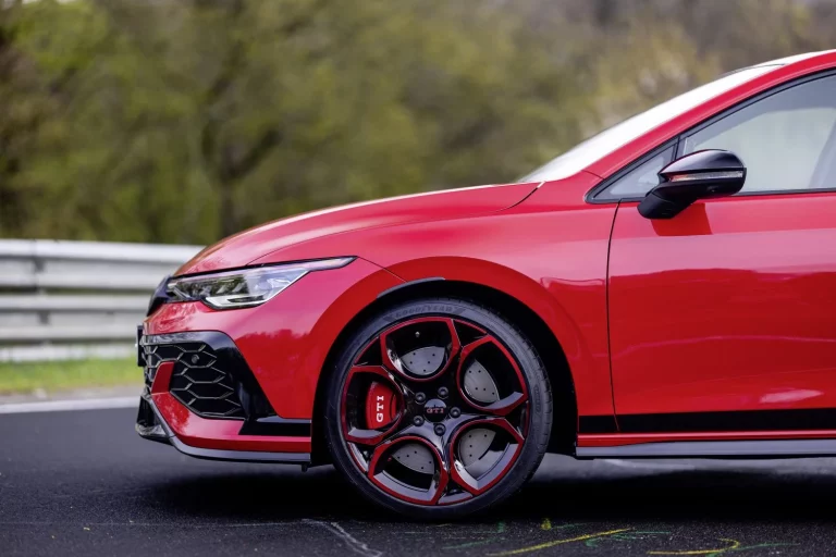El neumático sin el que el Volkswagen Golf GTI Edition 50 no hubiera ‘volado’ en Nürburgring