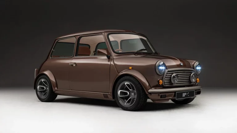 Callum se sale con este MINI restomod firmado por Wood and Pickett