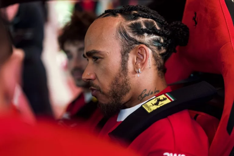 Hamilton confirma su continuidad en Ferrari en 2027 y descarta la retirada