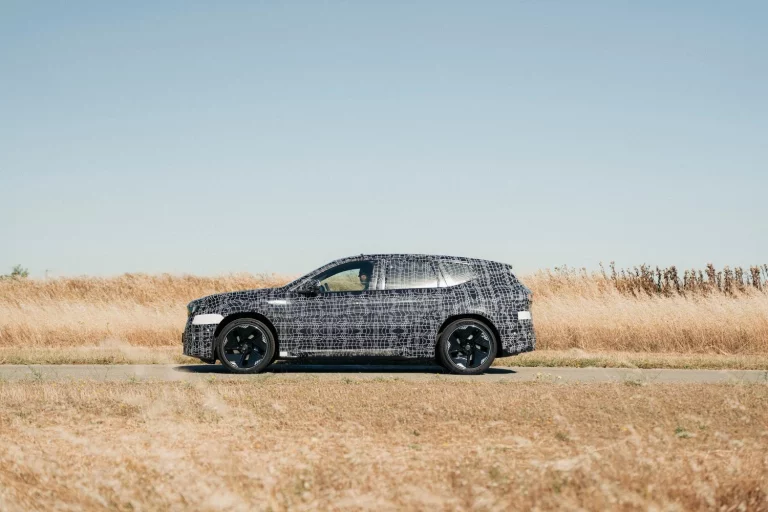 El nuevo BMW iX3 2026 ofrecerá casi 800 kilómetros de autonomía