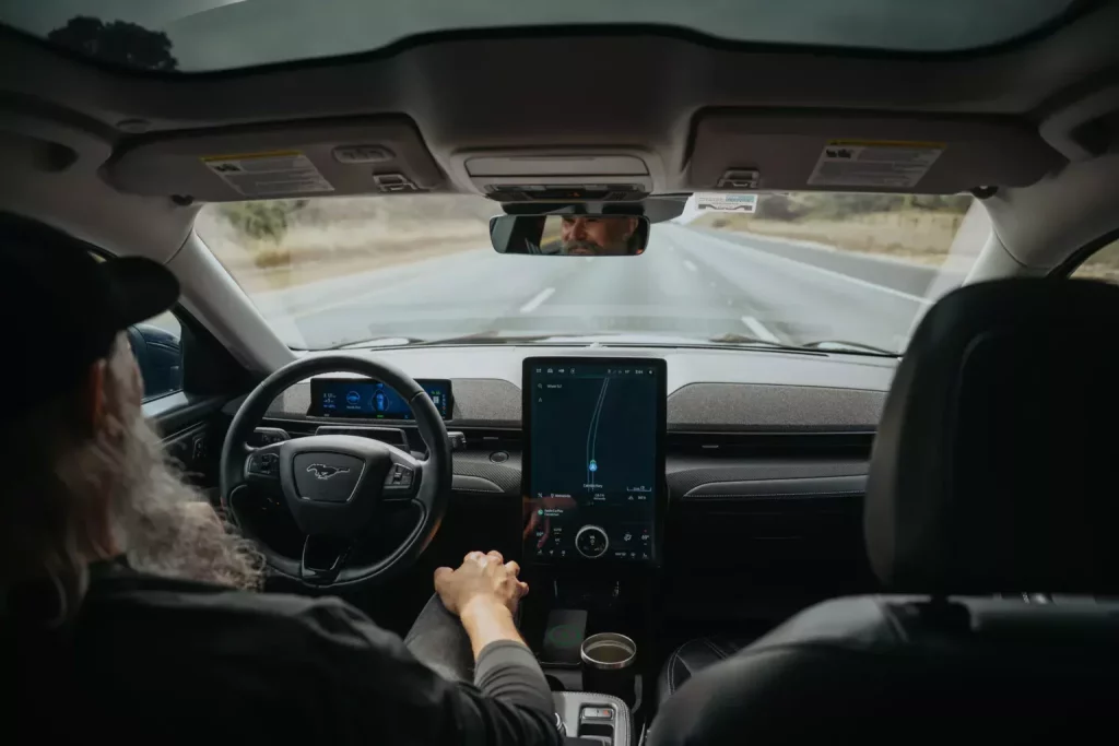 2025 Ford Mustang Mach-E. California. David Blenkle. Imagen.