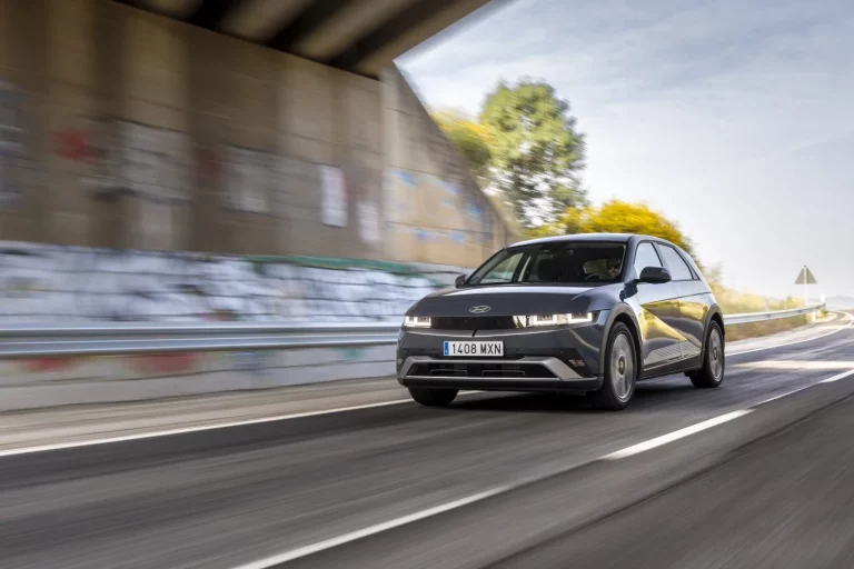 El Hyundai Ioniq 5 pone a Corea y a Ezcaray a un enchufe de distancia