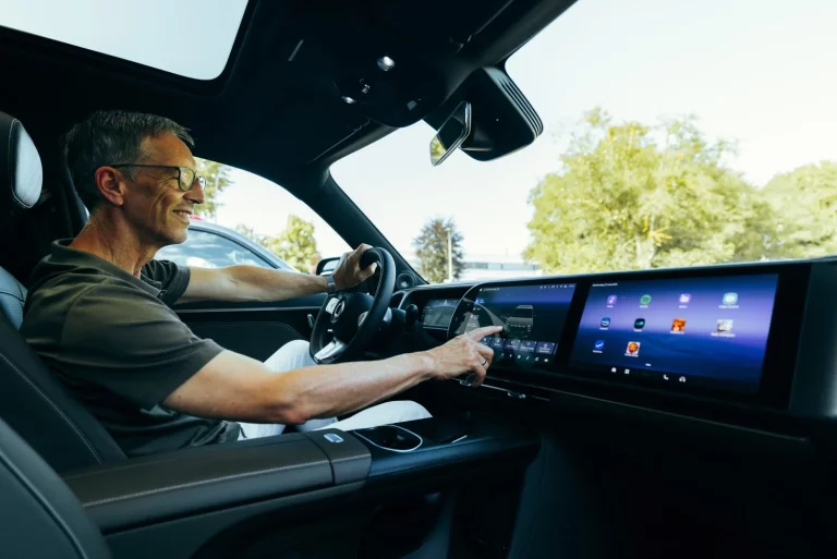 Kai Sieber diseña Mercedes-Benz, pero te enseña el coche que conduce