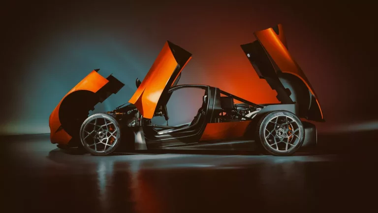 Oilstainlab HF-11: Las impresionantes cifras de un bólido que planta cara a los superdeportivos más exóticos