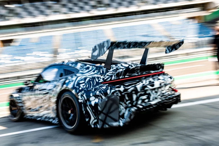 911 GT3 Cup: El ‘arma’ de Porsche para la alta competición está a punto de caramelo