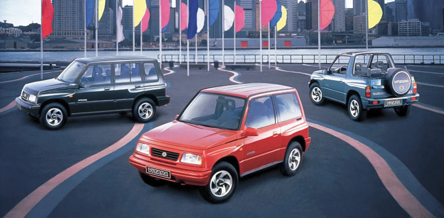 7289-22-vitara-gen1-facelift1 2025 Suzuki Vitara. 55 años All Grip. Imagen portada.