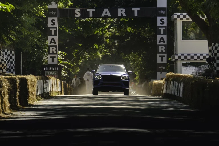 Bentley Bentayga Speed: la subida a la colina de Goodwood tiene nuevo rey