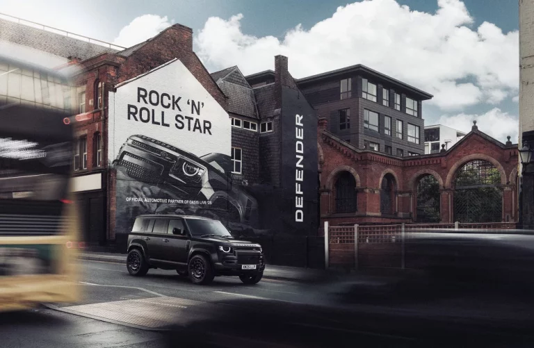 Defender se va de gira mundial con Oasis