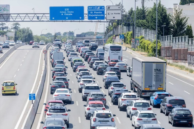 Las 6 carreteras de España que más se atascan en verano: evítalas desde hoy mismo