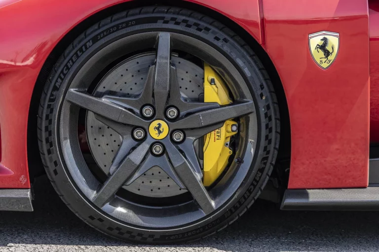 Michelin y Ferrari, una exclusiva alianza que va sobre ruedas
