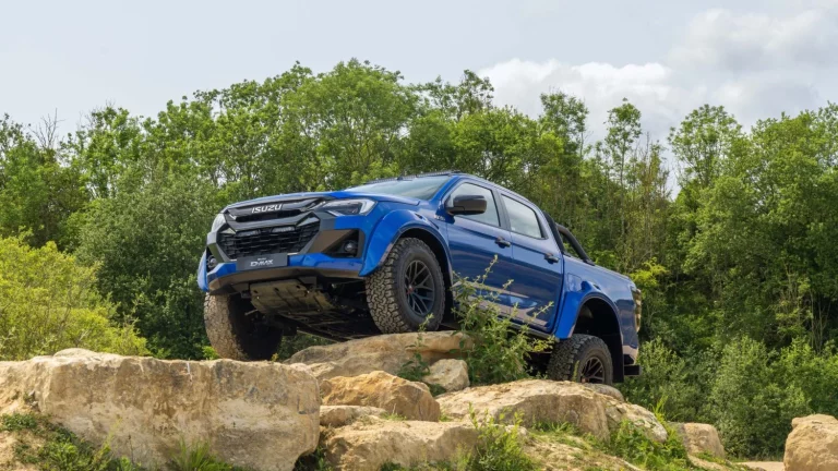 El Isuzu D-Max Arctic Trucks AT35 2025 ya está disponible