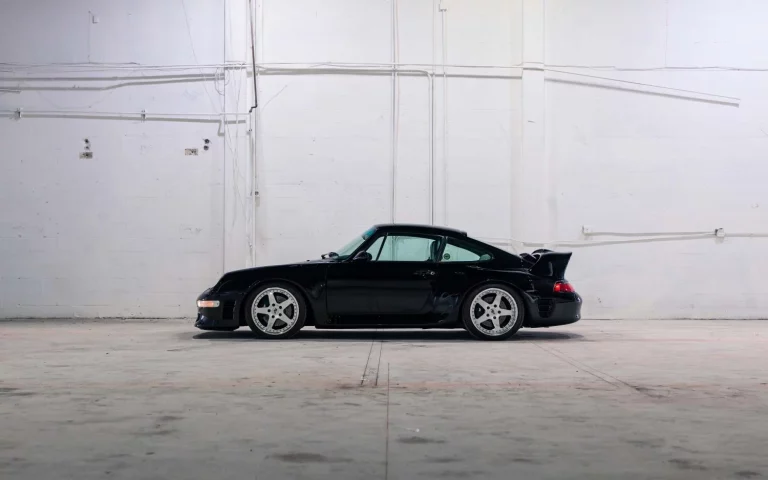 Un RUF CTR 2 Sport y varios Porsche 911, a la venta en Monterrey