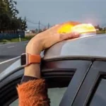 «No hemos hecho bien el trabajo»: La DGT reconoce que las balizas V-16 tienen sus ‘lagunas’