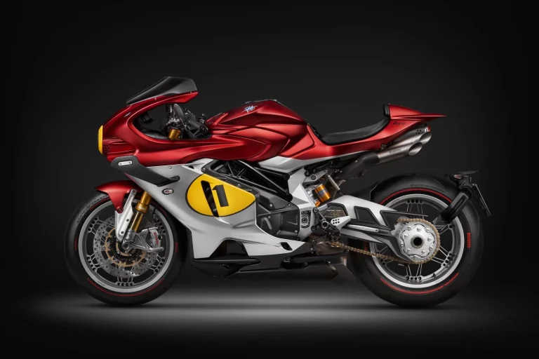 MV Agusta Superveloce 1000 Ago: El homenaje a una leyenda