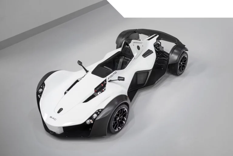 ¿Tienes un BAC Mono, un Ferrari Monza SP1 o un AD Tramontana? Pues la DGT no te va a dejar que lo saques del garaje por esta nueva norma