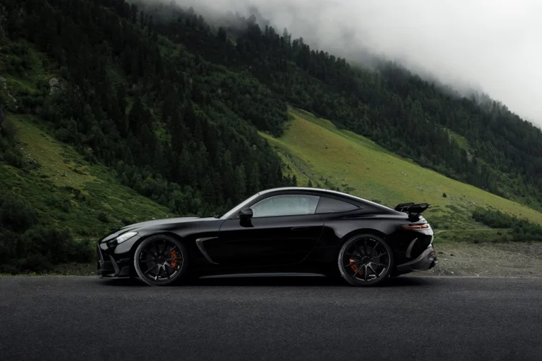 Brabus 1000: el superdeportivo híbrido alemán alcanza los 1.000 CV con motor V8 de 4,5 litros