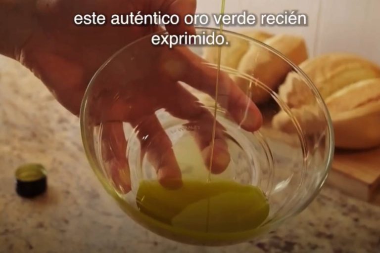 La calidad gourmet del aceite de oliva; claves que explican su precio en el mercado gastronómico