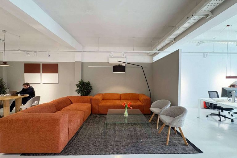 Cómo calcular el tamaño ideal de oficina para una startup?; Guía práctica para evitar errores
