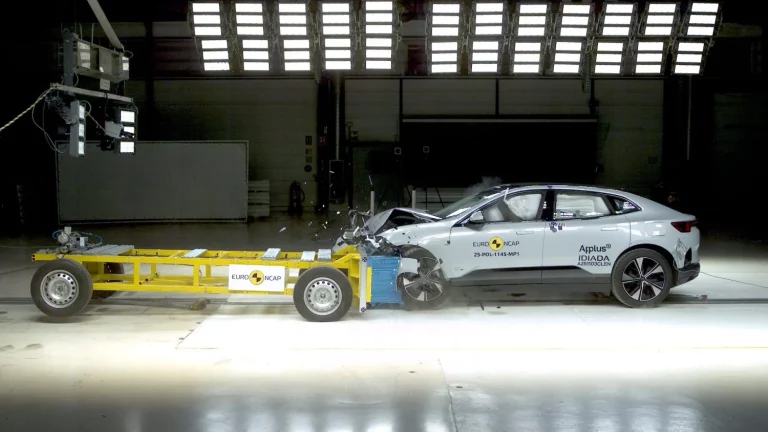 Euro NCAP: 5 coches sobresalientes y otros 5 que no lo son tanto