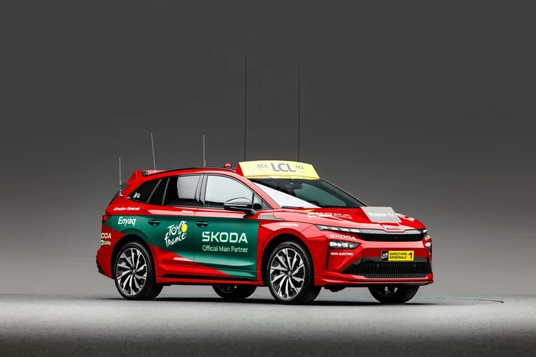 Skoda regresa al Tour de Francia con más de 200 vehículos electrificados