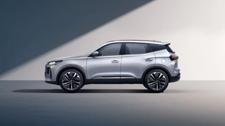 El Ebro S400 tiene un clon en Australia que cuesta 10.000 euros menos