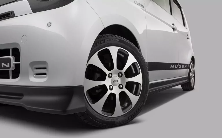 El Honda N-One e: saca su lado más deportivo gracias a Mugen