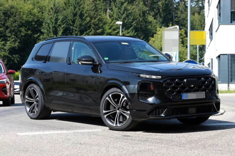 El Audi Q7 2026 pierde todo el camuflaje
