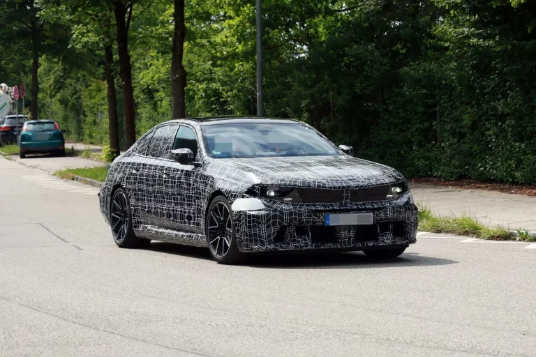 El BMW M5 se prepara para recibir su primer restyling