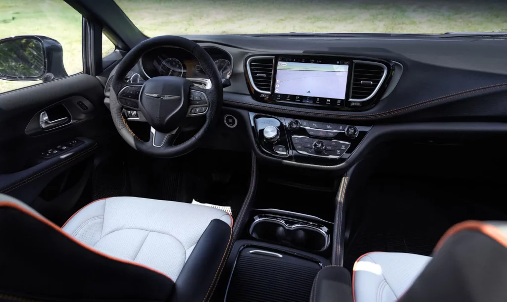 Chrysler Pacifica Grizzly Peak Concept 15 Motor16