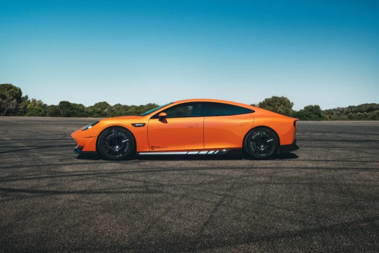 Michelin y Mercedes-AMG dan la vuelta al mundo en menos de 8 días con un vehículo eléctrico