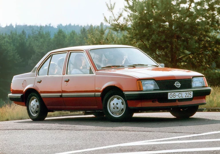 Opel Ascona: 55 años de legado de una berlina con alma deportiva