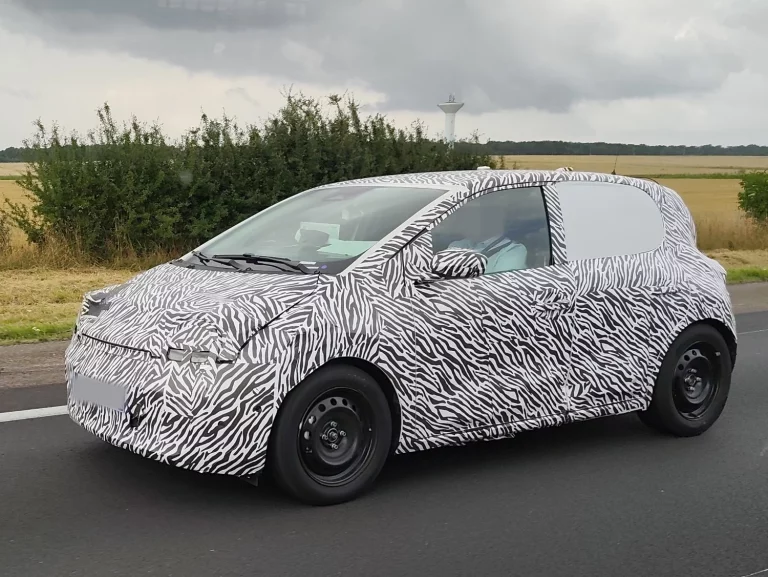 Fotos espía del simpático Renault Twingo E-Tech