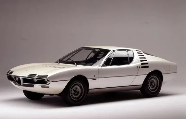 Alfa Romeo Montreal: La historia de un coche que se produjo por petición popular