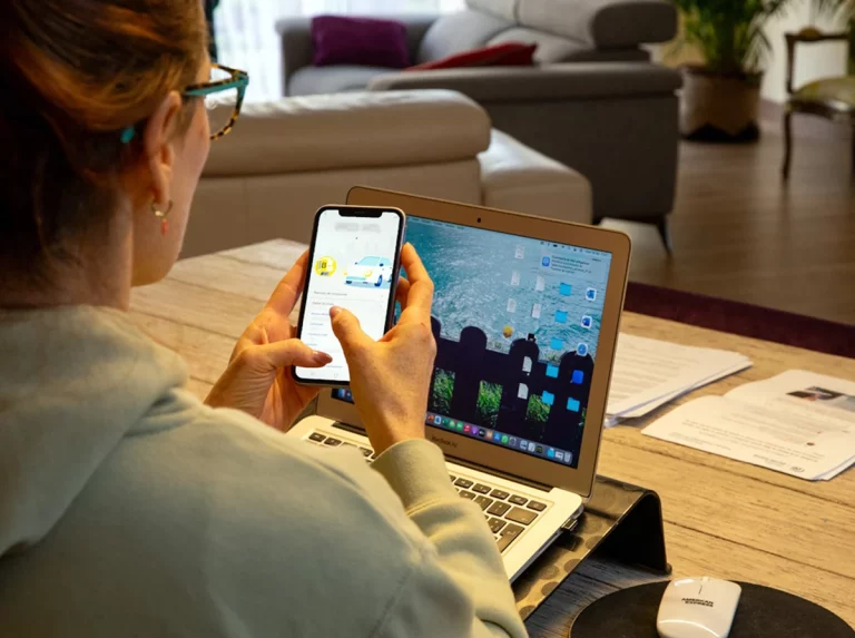 La DGT revoluciona su app: miDGT estrena Inteligencia Artificial y una imagen renovada