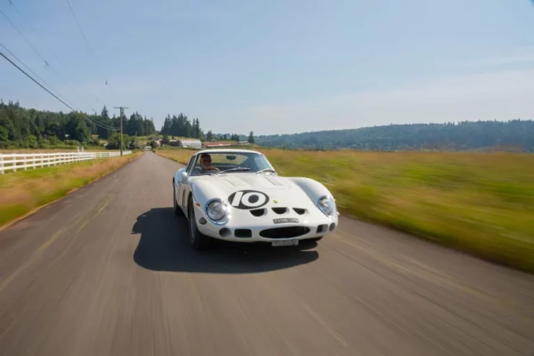 Un exclusivo Ferrari 250 GTO blanco se subastará en 2026