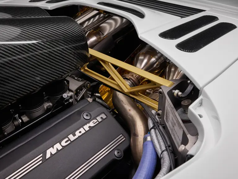 Este McLaren F1 con sangre real y siete dueños te busca: 20 millones tendrán la culpa 58 Motor16 1994 McLaren F1 RM Sothebys 41 Motor16