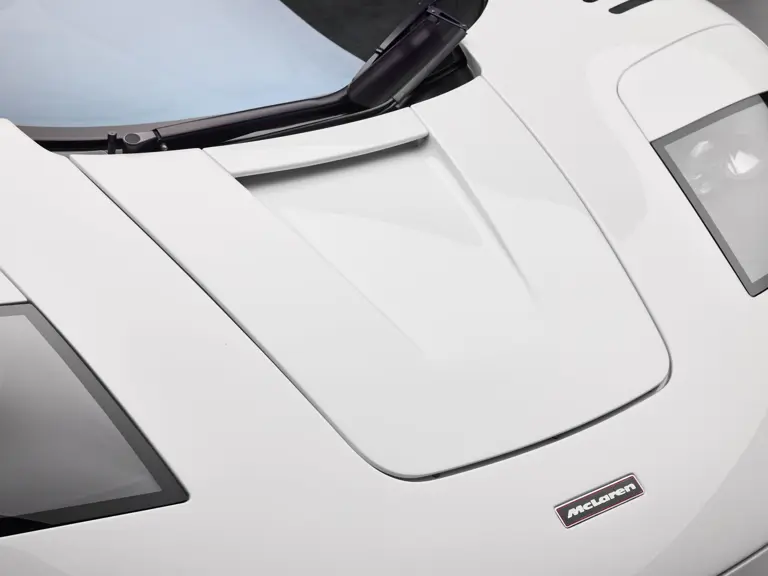 Este McLaren F1 con sangre real y siete dueños te busca: 20 millones tendrán la culpa 14 Motor16 1994 McLaren F1 RM Sothebys 72 Motor16