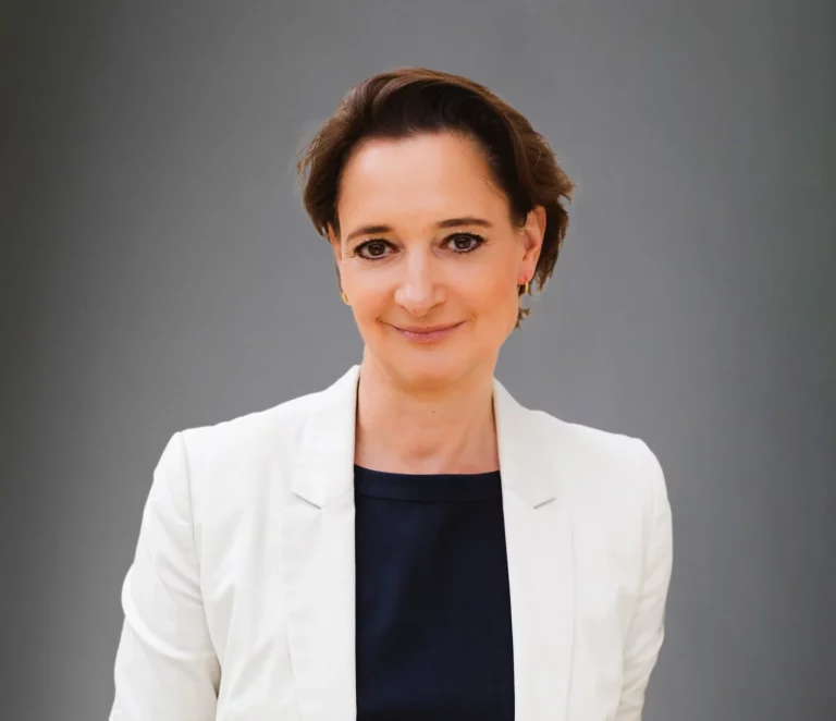 Dacia tiene nueva CEO: Katrin Adt