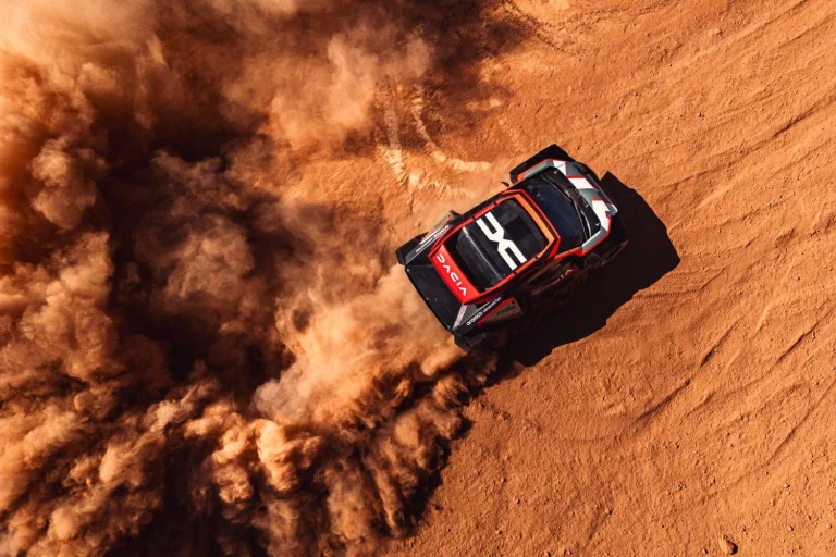 Los Dacia Sandriders buscan triunfar en la Península Ibérica con Al-Attiyah, Loeb y Gutiérrez