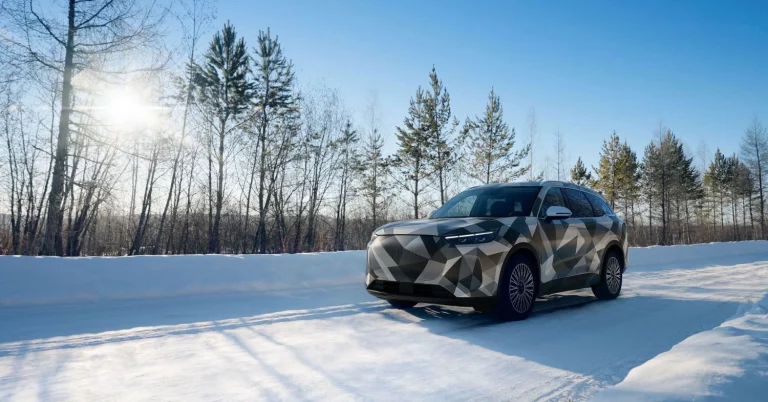 EBRO tendrá un ‘buque insignia’: Los detalles de este SUV PHEV con etiqueta cero