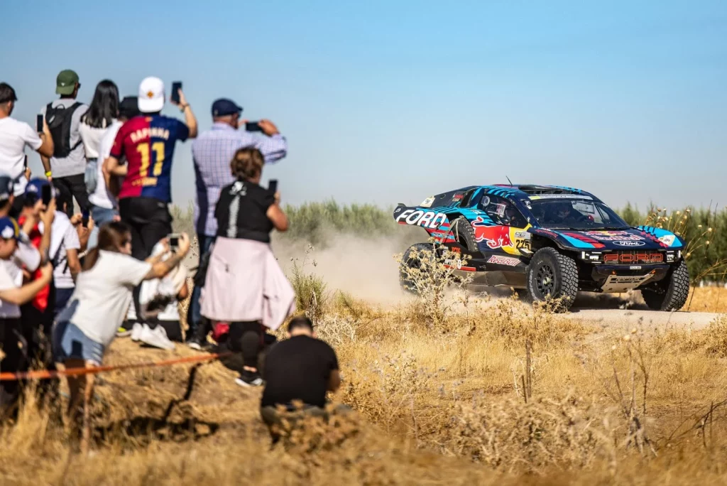 2025 Ford Ranger T1 Dakar Sainz 6 Motor16