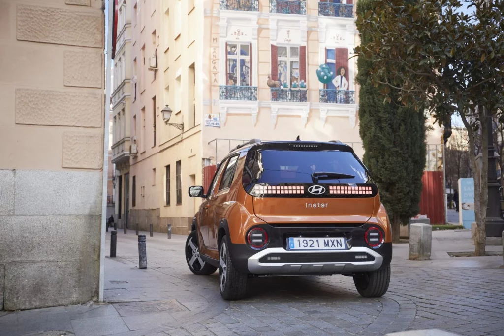 2025 Hyundai Inster 10 claves 3 Motor16