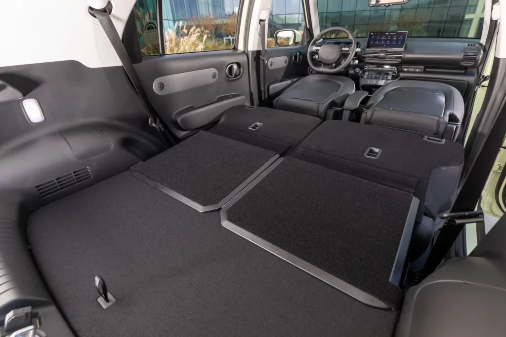 2025 Hyundai Inster 10 claves 7 Motor16