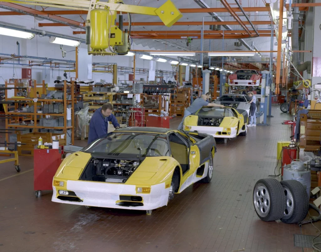 2025 Lamborghini Diablo 35 anos 45 Motor16