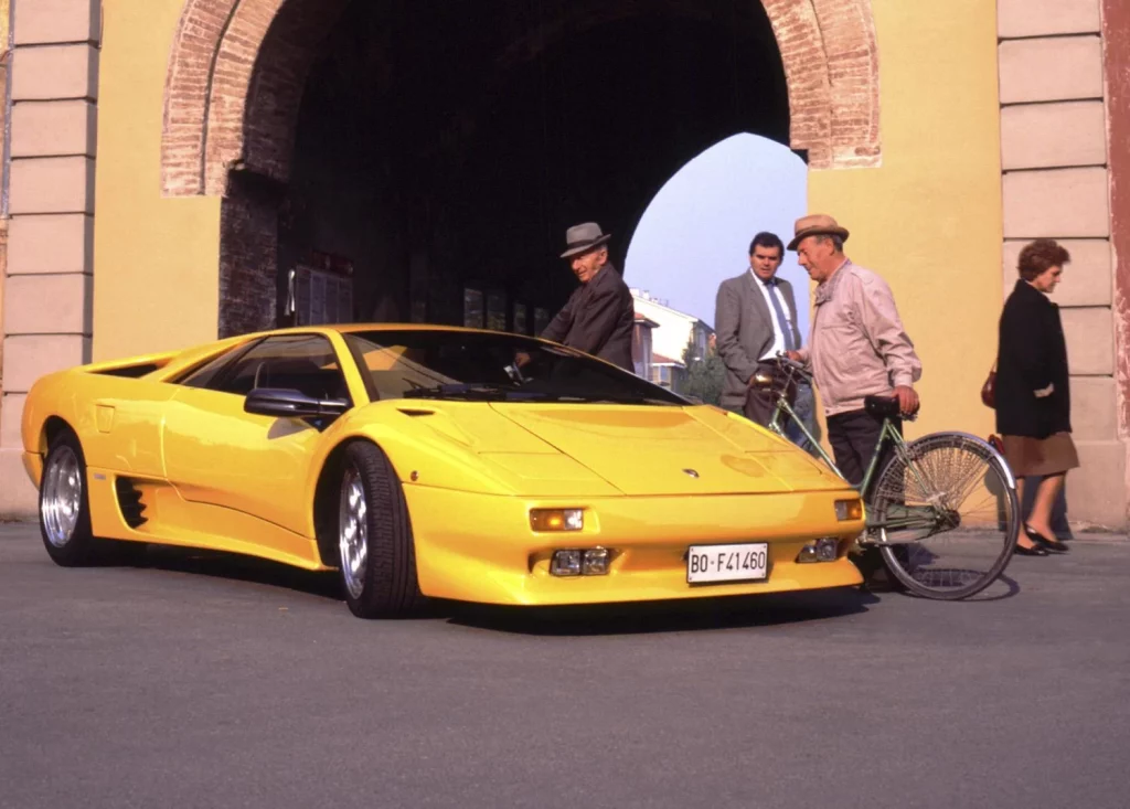 2025 Lamborghini Diablo 35 anos 47 Motor16