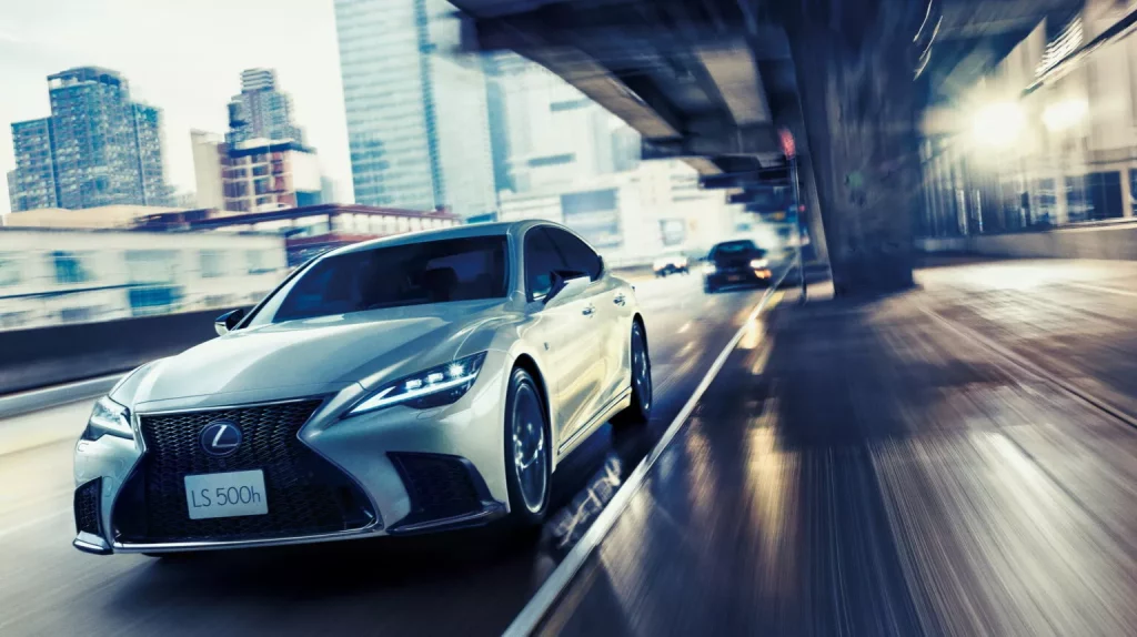 2025 Lexus LS Japon 1 Motor16