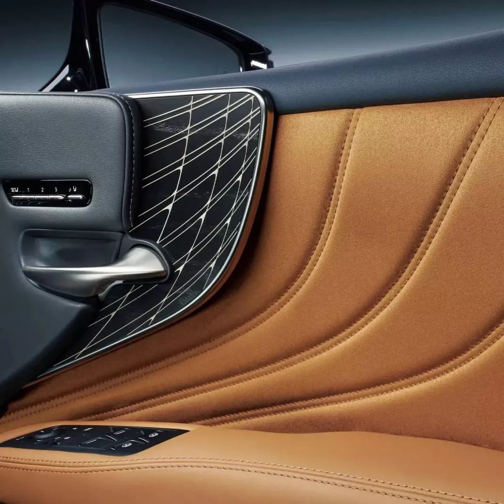 2025 Lexus LS Japon 16 Motor16